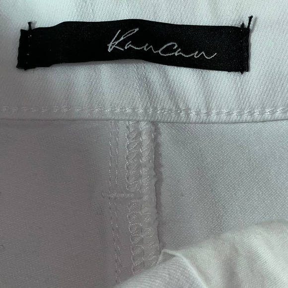 KanCan White Distressed Hem Front Fryed Back Jean Shorts 26/5 - Picture 4 of 5